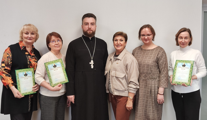 Межрегиональный этап конкурса «За нравственный подвиг учителя» в 2026 году пройдет в Екатеринбурге